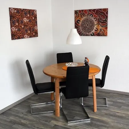 דירה Gemutliche Ferienwohnung In Mit Eigenem Garten אלפירסבאך